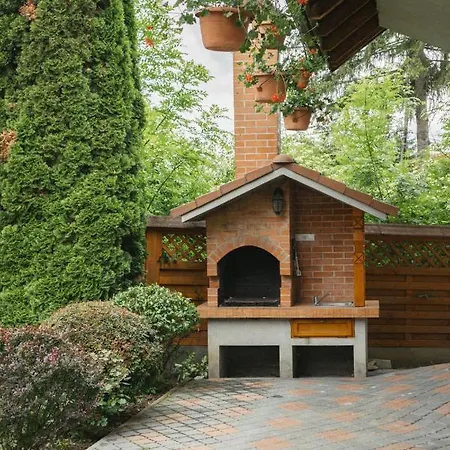 Cozy apartment on the picturesque Niraj Valley Pasareni Extérieur photo