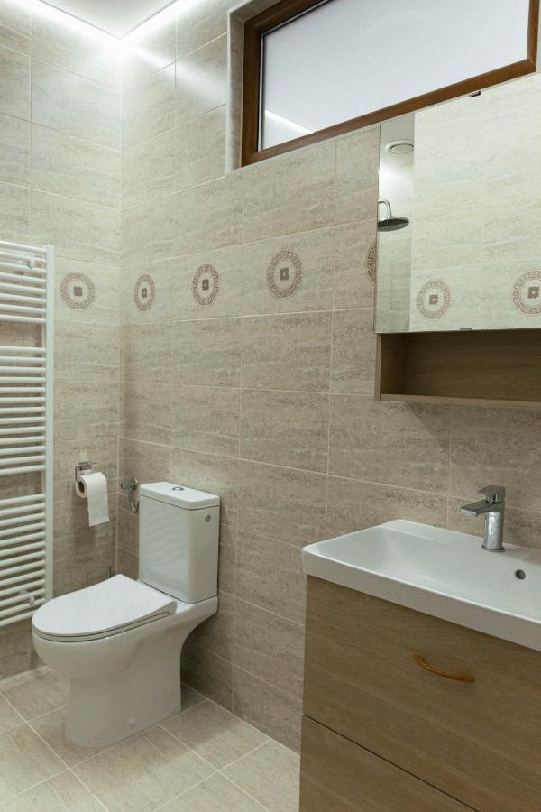 Cozy On The Picturesque Niraj Valley Apartment